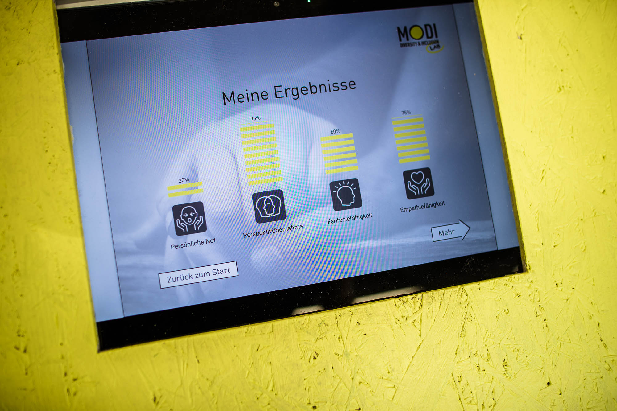 Export x3 1DX23172 Business 2020 Opening MOBI